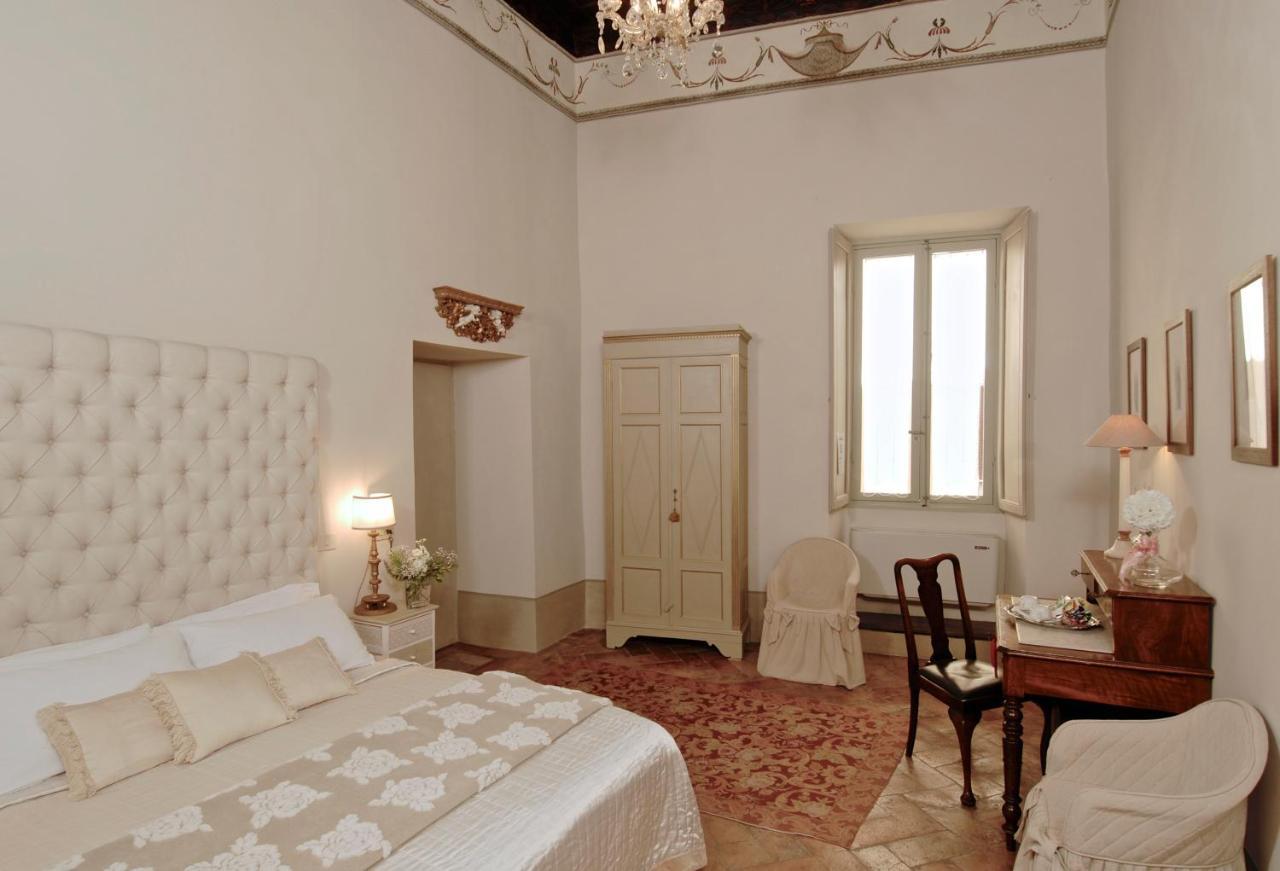 مبيت وإفطار سبوليتو Palazzo Sant'Angelo المظهر الخارجي الصورة